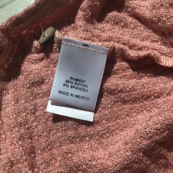 Eddie Bauer peach colored button up tie front tank 🔝 size XL 🪢 🍑 - Picture 6 of 6